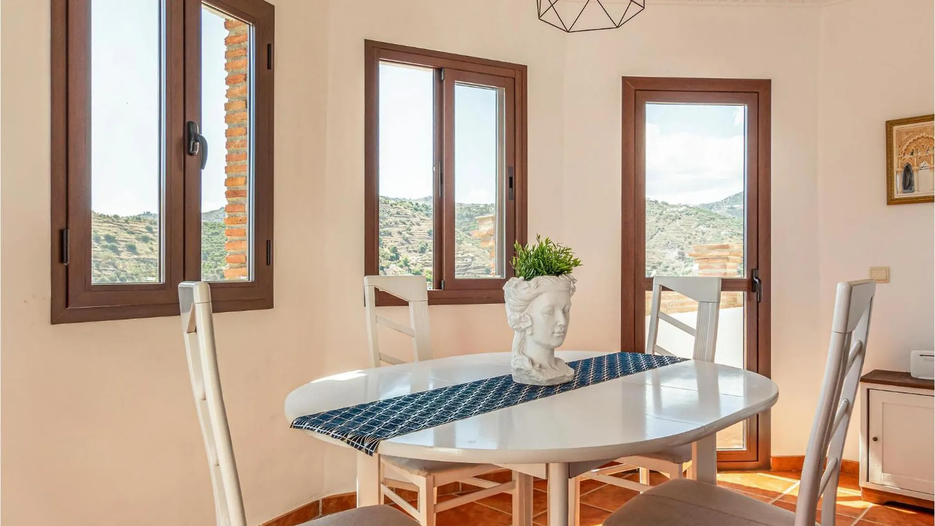 Nice Home In Malaga With Jacuzzi