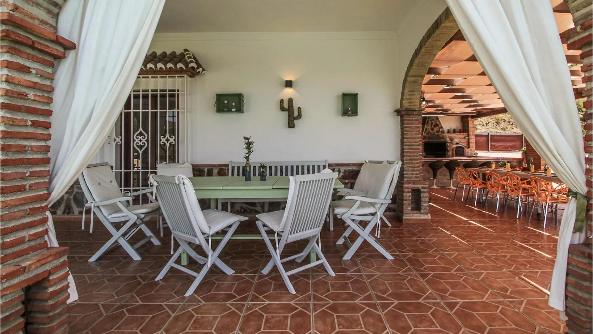 Nice Home In Malaga With Jacuzzi